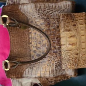 Brahmin bag with matching wallet and dust cover.